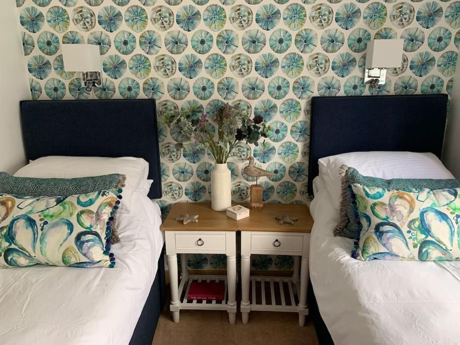 Crabshell Quay Waterfront Living In Kingsbridge Apartment คิงส์บริดจ์ ภายนอก รูปภาพ