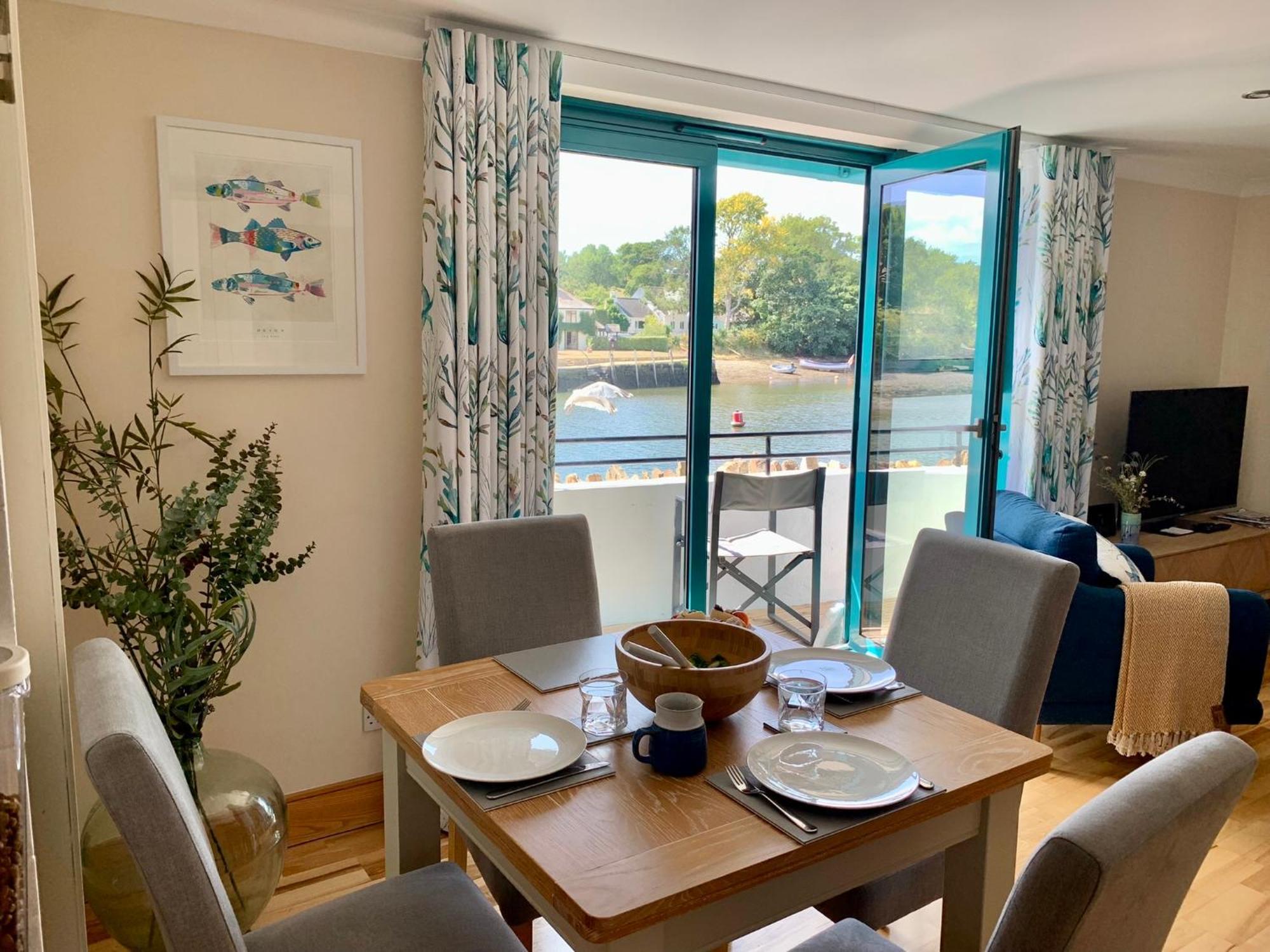 Crabshell Quay Waterfront Living In Kingsbridge Apartment คิงส์บริดจ์ ภายนอก รูปภาพ