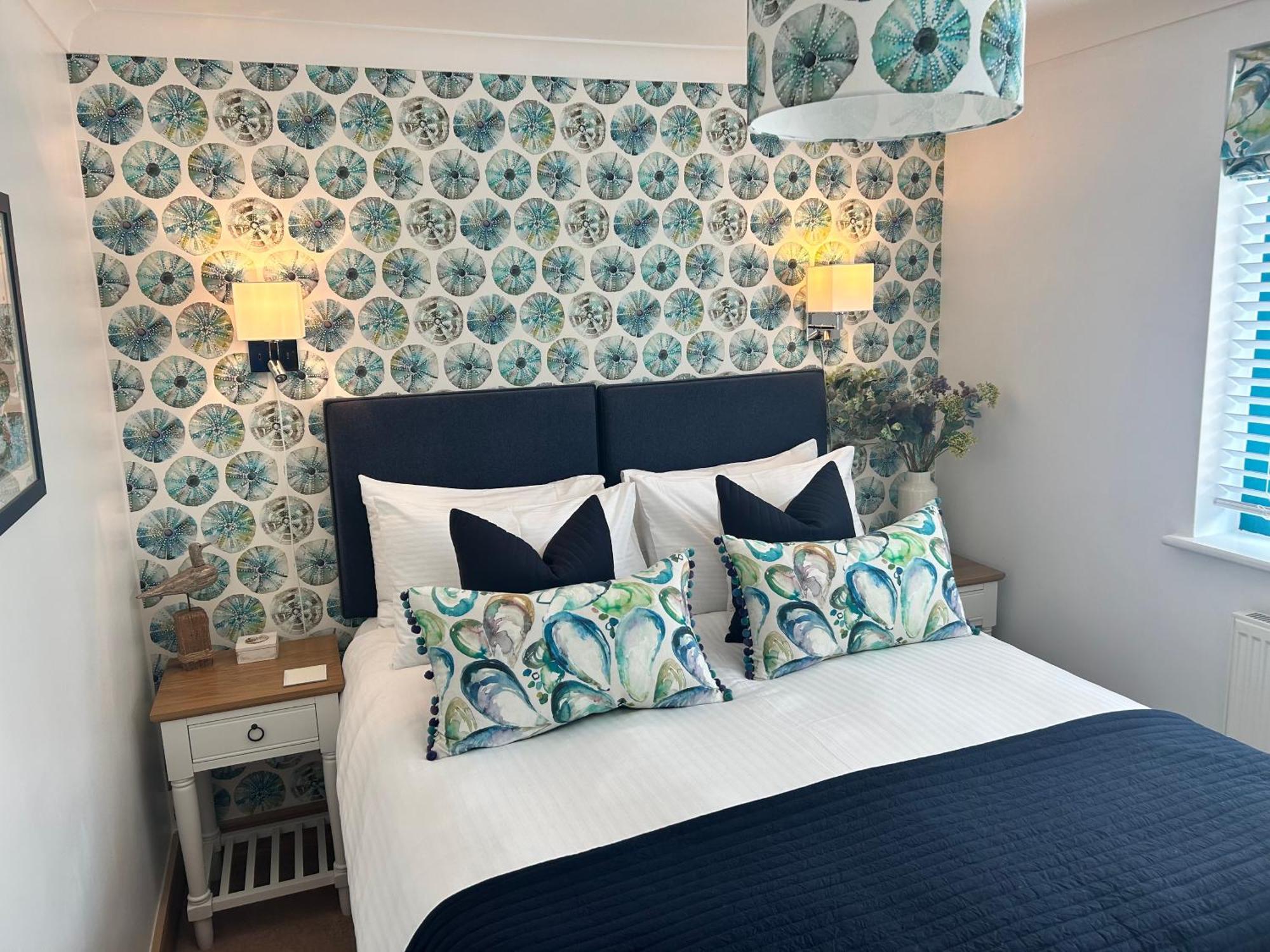 Crabshell Quay Waterfront Living In Kingsbridge Apartment คิงส์บริดจ์ ภายนอก รูปภาพ